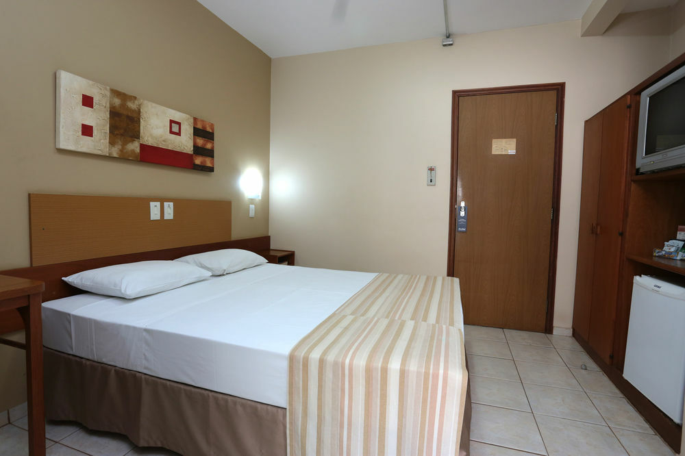 Agua Branca Park Hotel Арасатуба Экстерьер фото